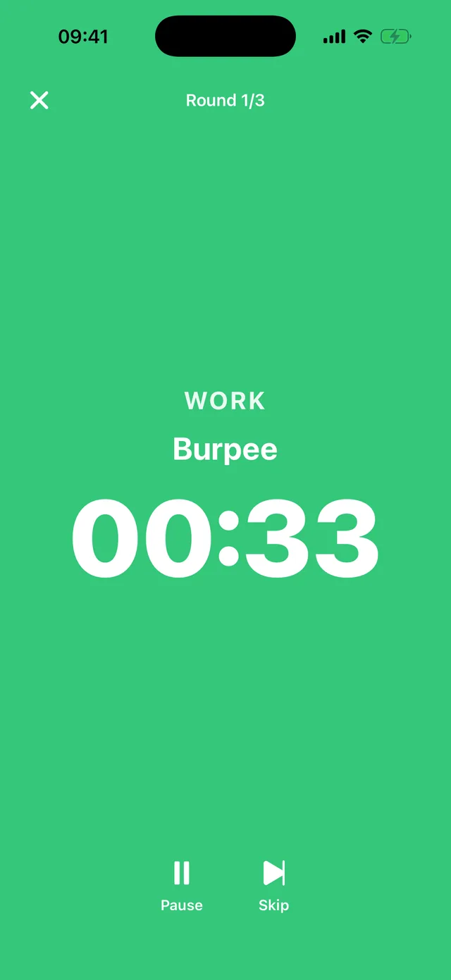 Seryz HIIT circuit screen: work phase in progress with the countdown and the current exercise